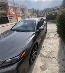 تۆیۆتا کامری